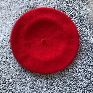 vintage Burberry beret